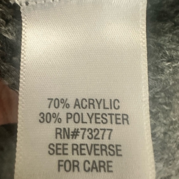 Simply Vera Wang high-low hem long sleeve sweater Size S - Picture 6 of 6